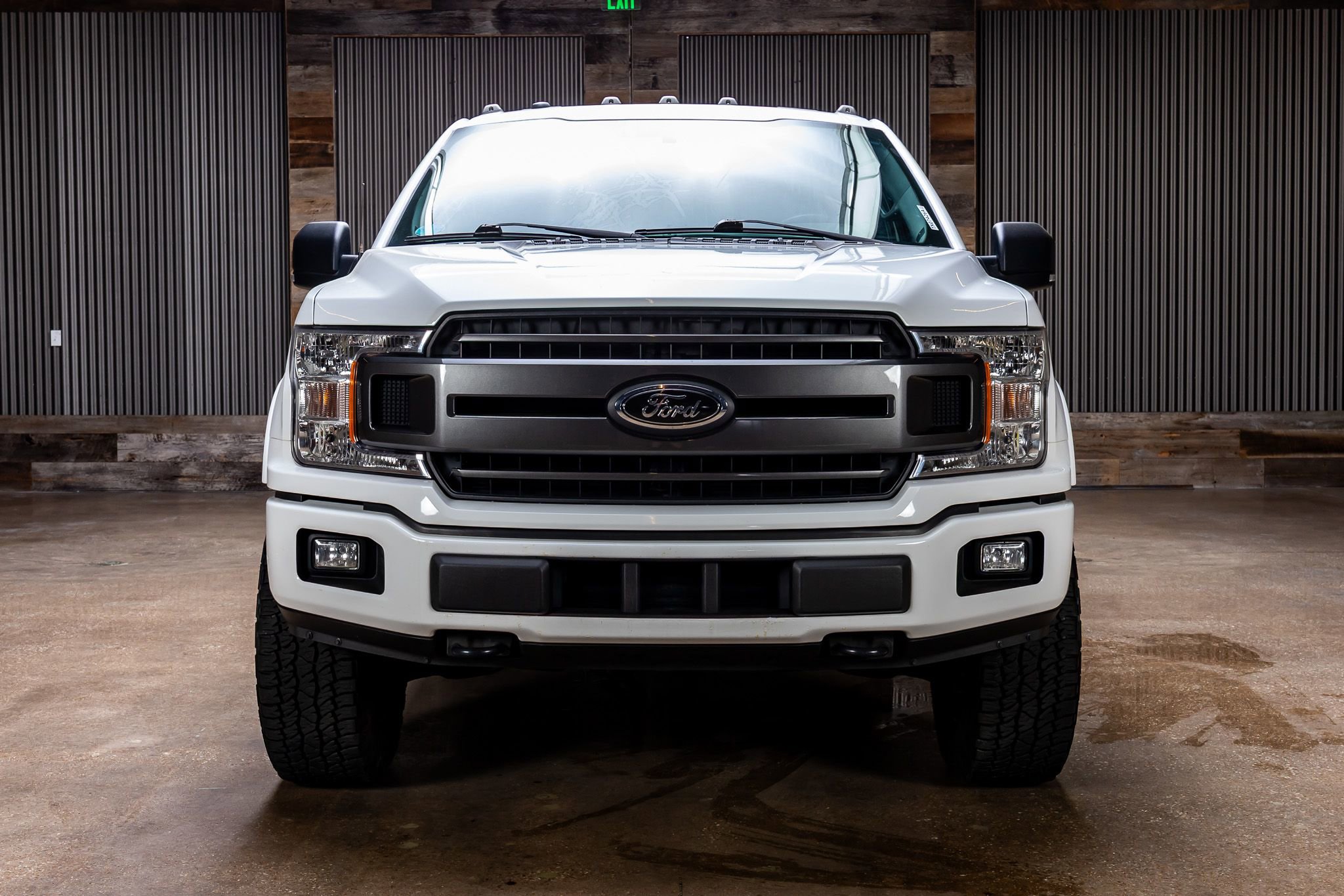 Used 2018 Ford F150 XLT w/ Equipment Group 302A Luxury image 2