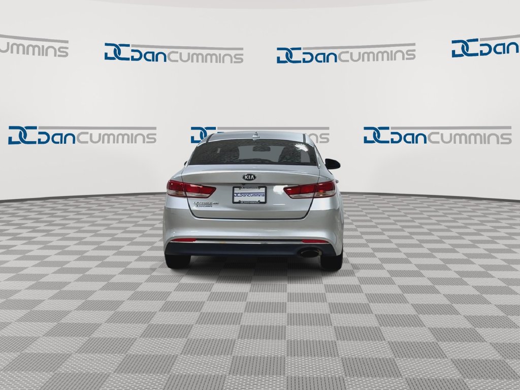 Used 2017 Kia Optima LX FWD image 7