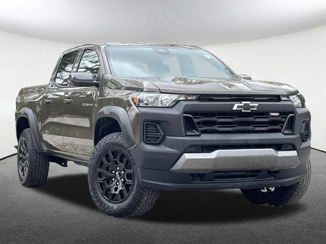 Used 2025 Chevrolet Colorado Trail Boss AWD/4WD video 2