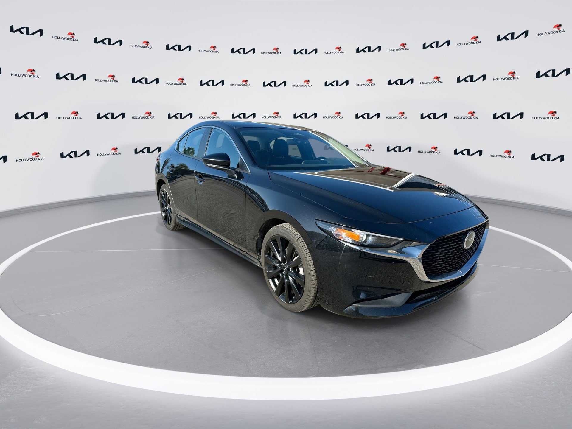 Used 2024 MAZDA MAZDA3 s FWD image 2
