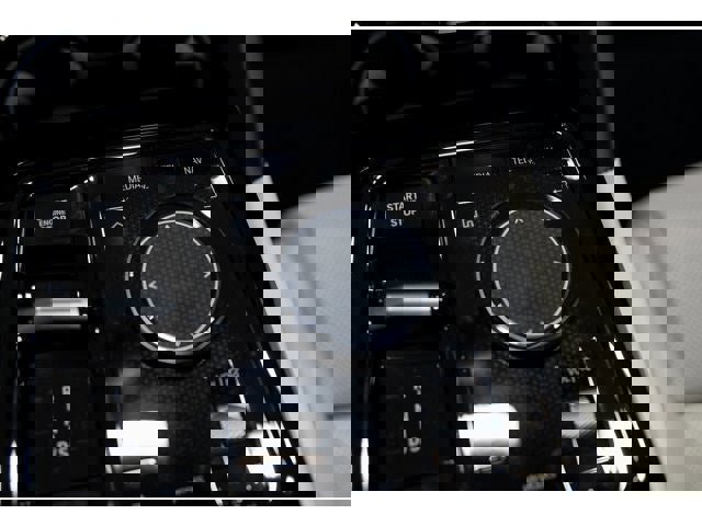 Used 2025 BMW 530i xDrive image 63