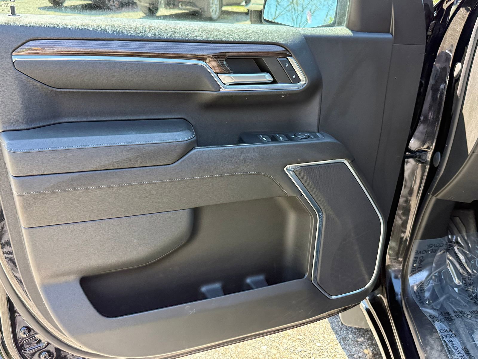 Certified 2023 Chevrolet Silverado 1500 RST AWD/4WD image 14