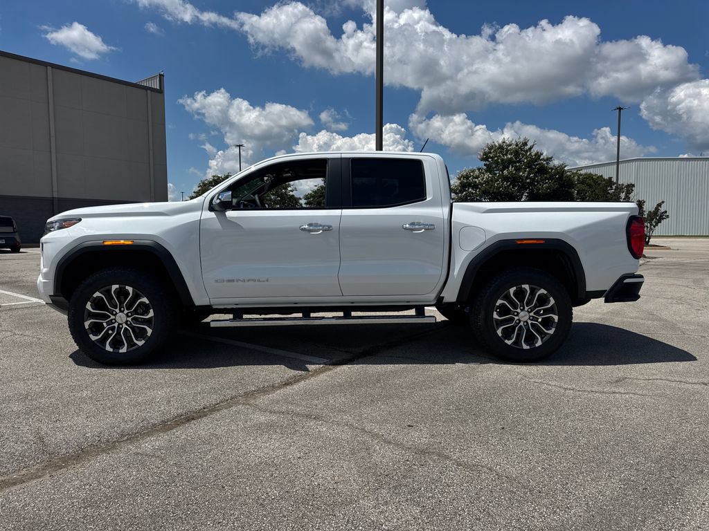 New 2026 GMC Canyon Denali AWD/4WD image 3