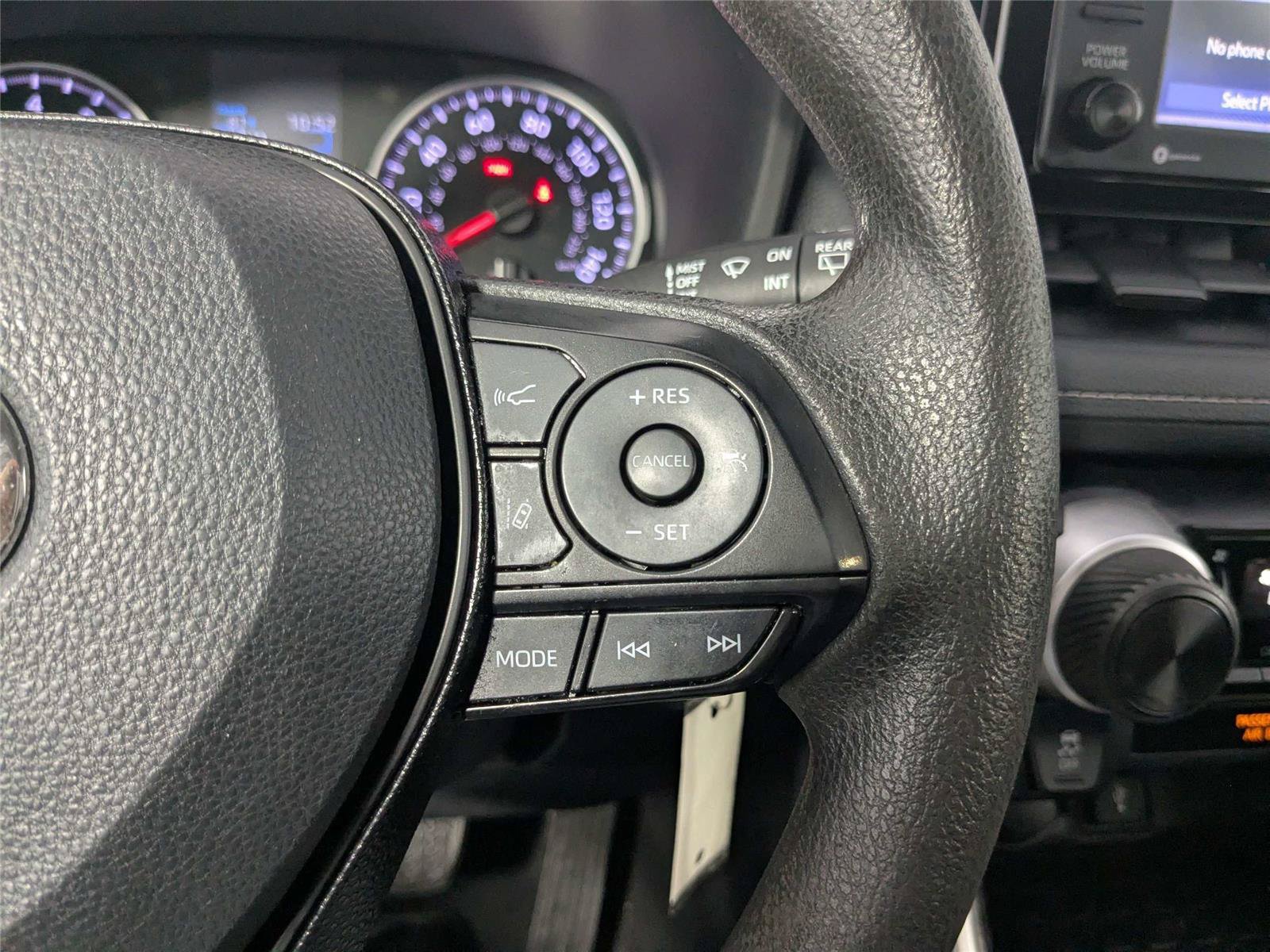 Used 2020 Toyota RAV4 LE w/ All Weather Liner Package FWD image 18