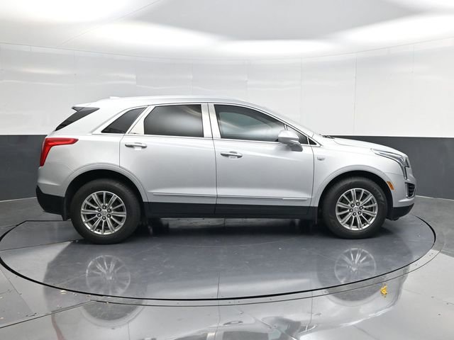 Used 2018 Cadillac XT5 Luxury w/ Driver Awareness Package image 2