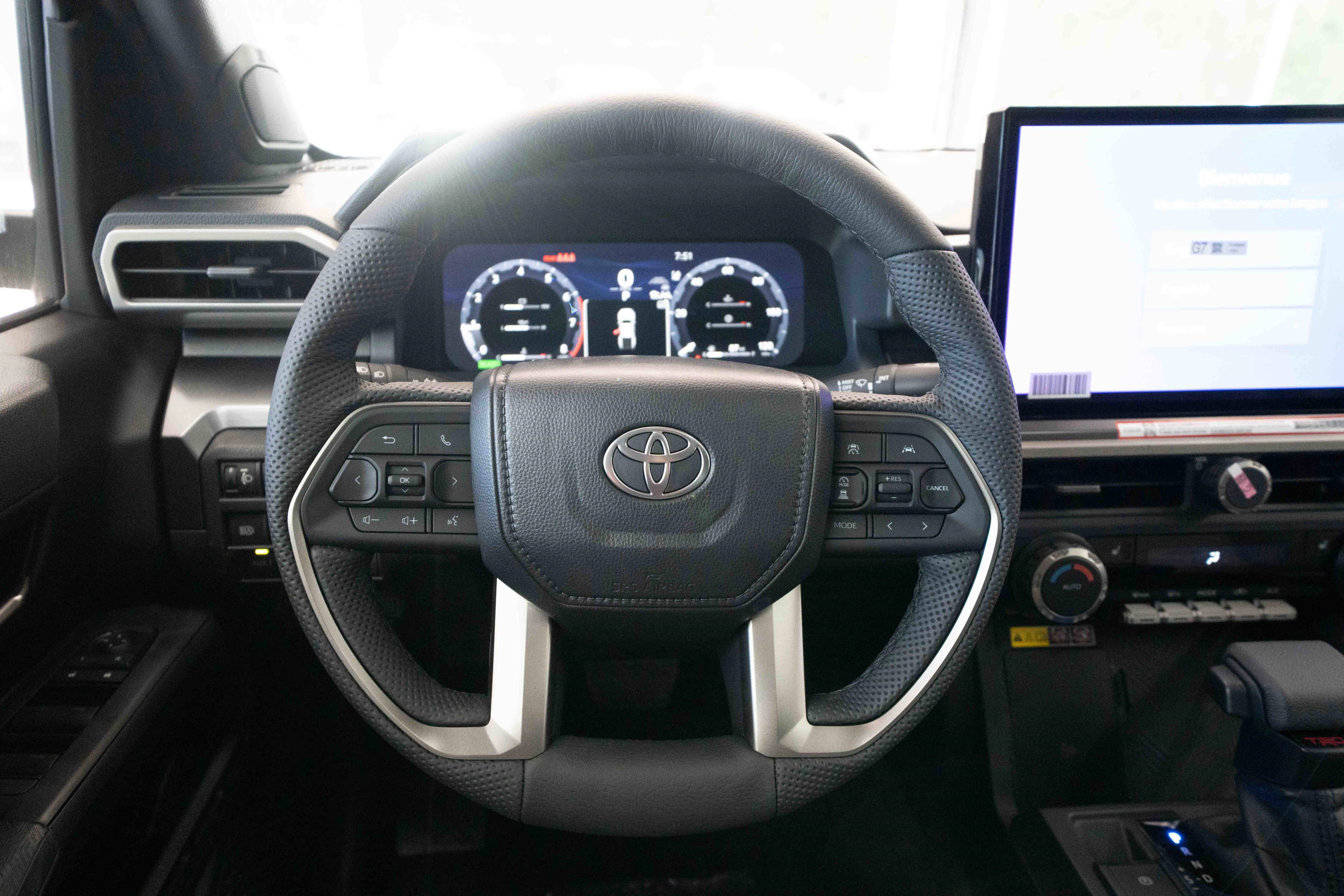 New 2026 Toyota Tacoma TRD Off-Road w/ TRD Off Road Upgrade Package AWD/4WD image 21