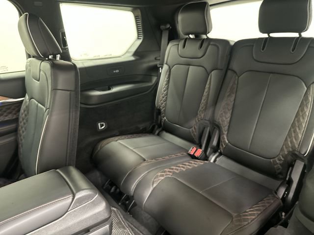 Used 2024 Jeep Grand Cherokee L Summit image 27
