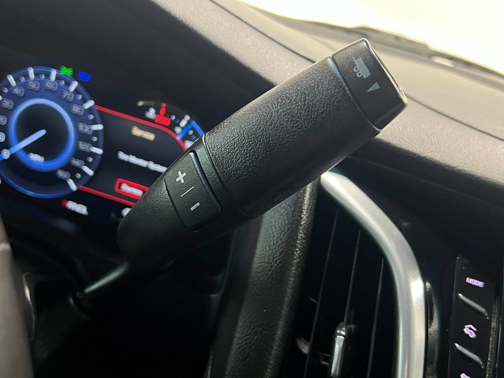 Used 2018 Cadillac Escalade Premium Luxury w/ LPO, Radiant Package AWD/4WD image 33