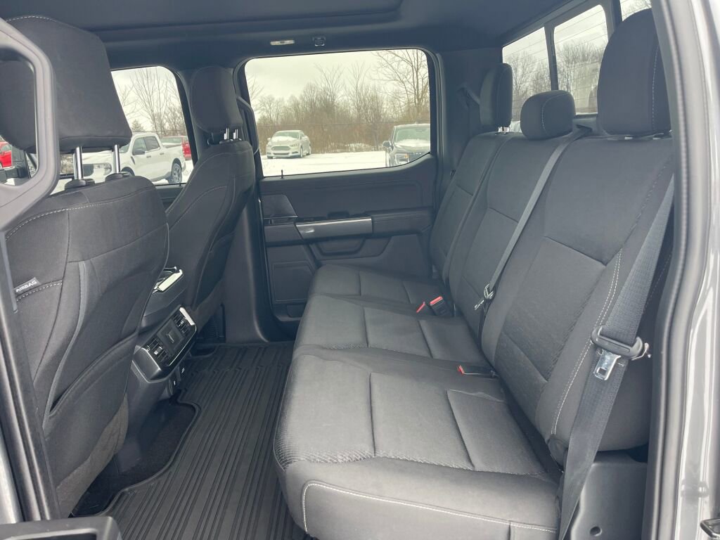 Used 2022 Ford F150 XLT w/ Equipment Group 302A High image 19