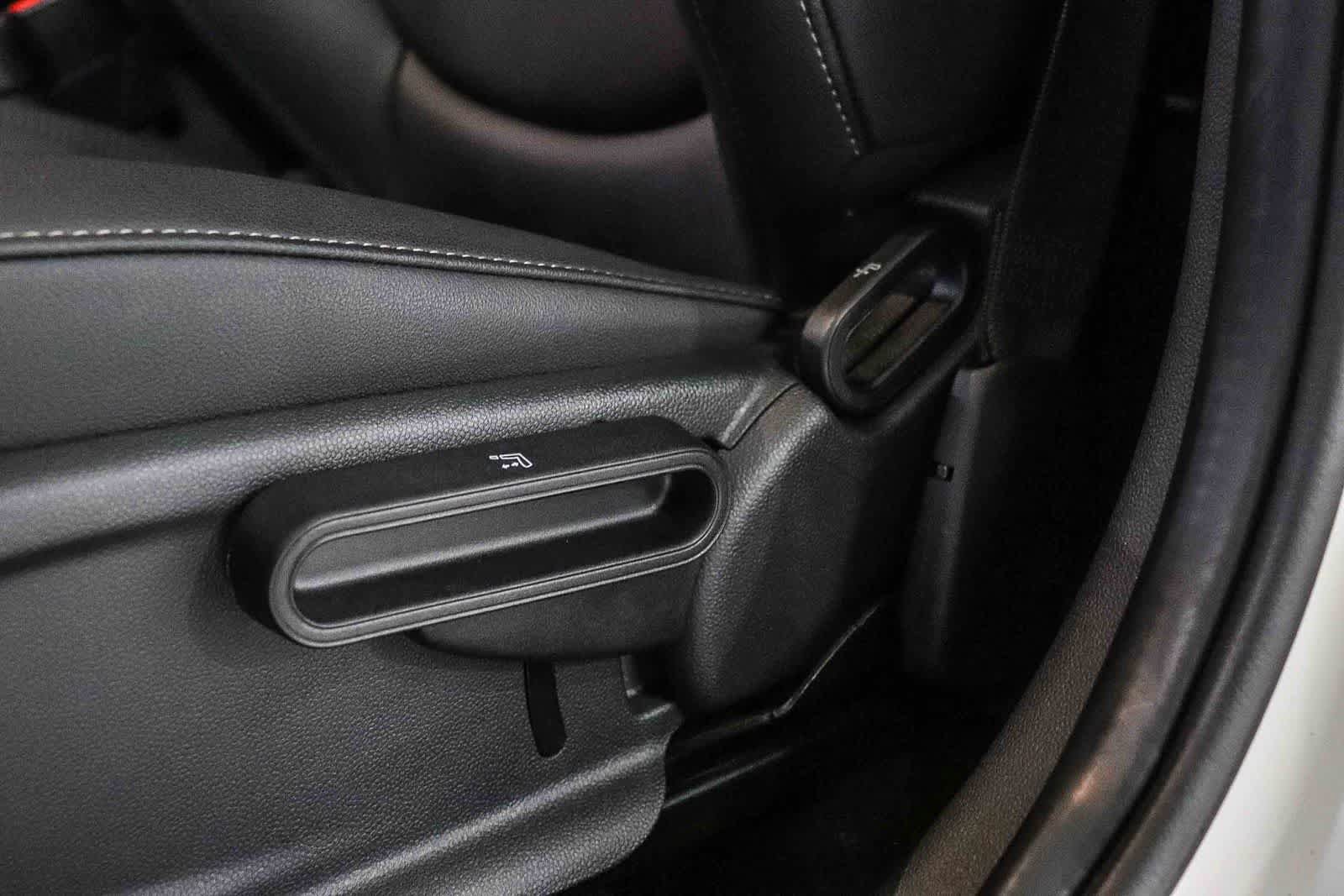 Used 2024 MINI Cooper Countryman S FWD image 22