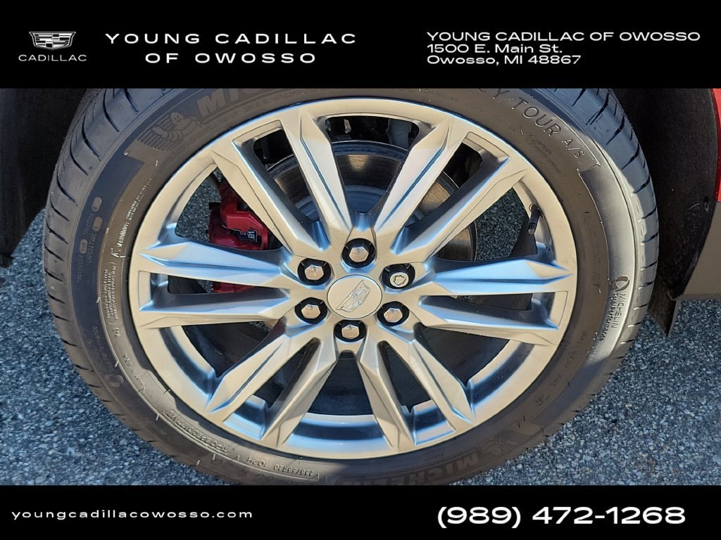 Certified 2026 Cadillac XT5 Sportv w/ LPO, Floor Liner Package AWD/4WD image 37