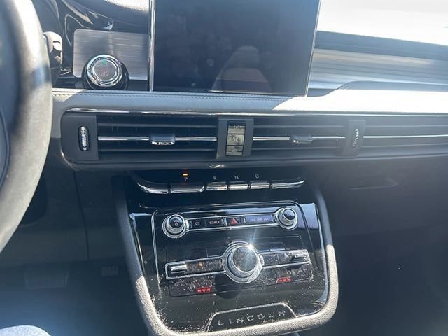 Certified 2022 Lincoln Corsair Reserve w/ Elements Package image 2