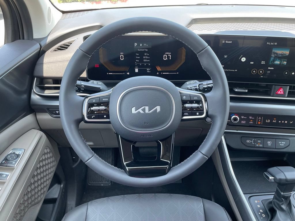 New 2026 Kia Carnival FWD image 14