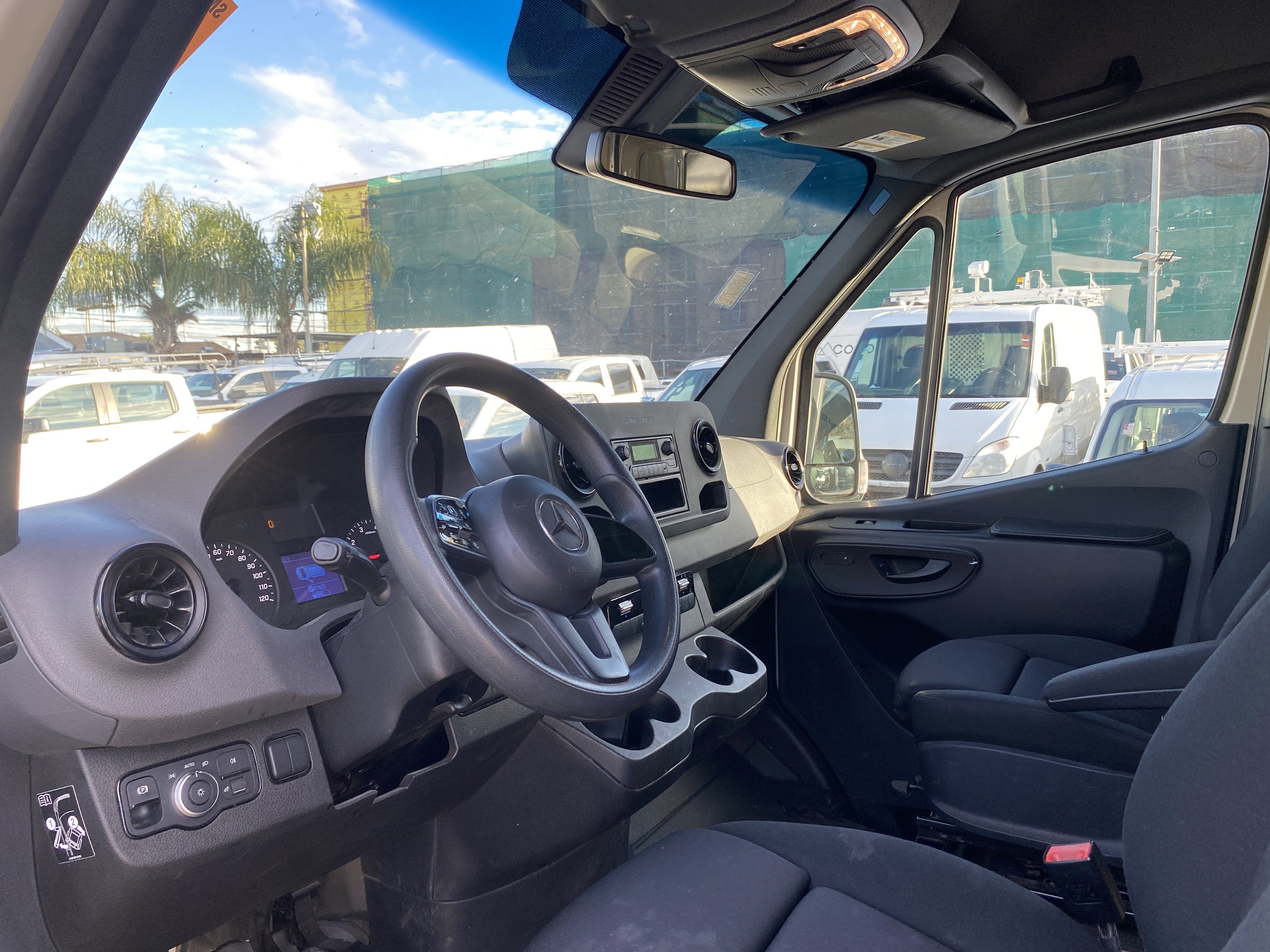 Used 2022 Mercedes-Benz Sprinter 1500 image 11