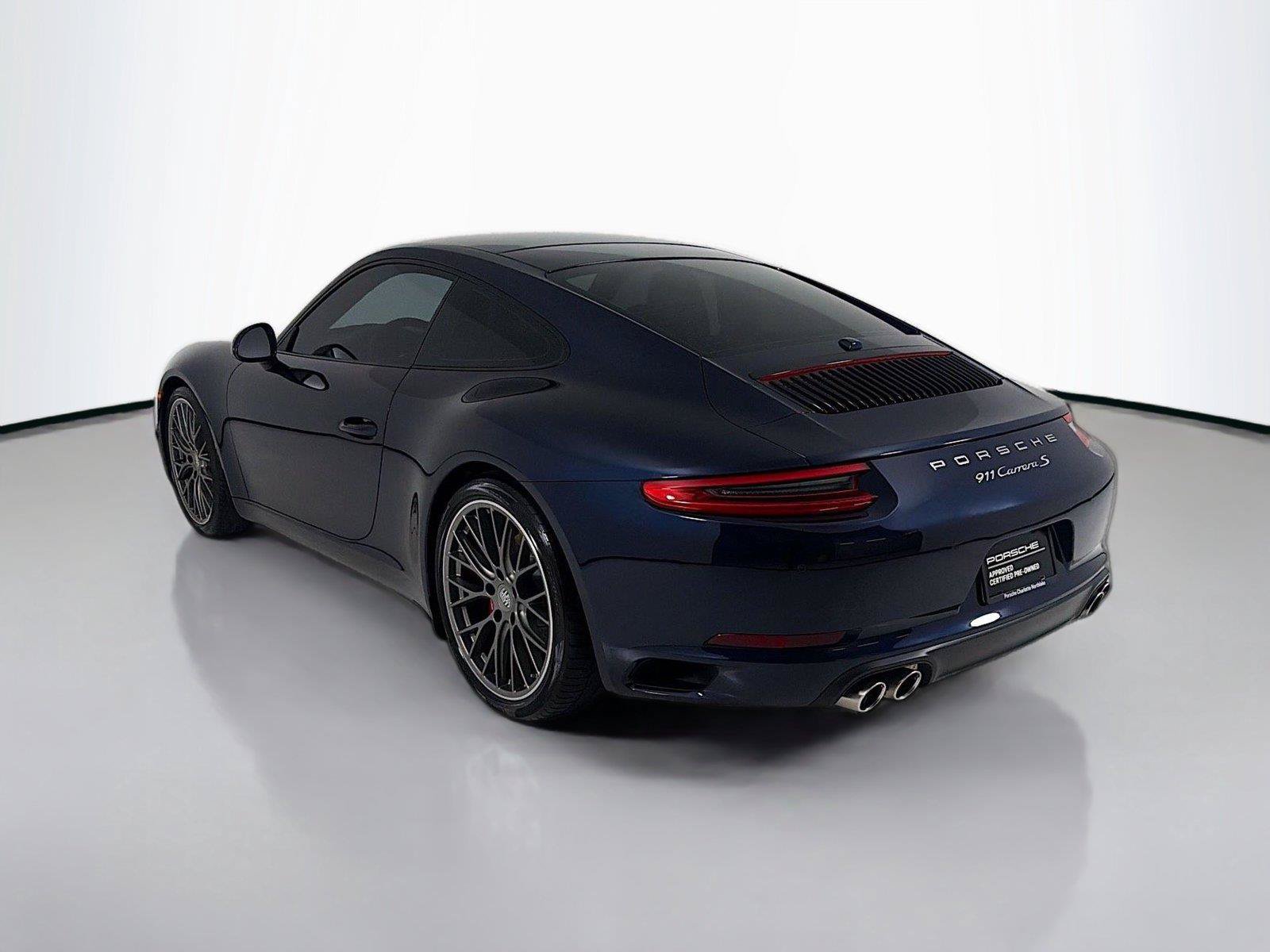 Used 2018 Porsche 911 Carrera S RWD image 3