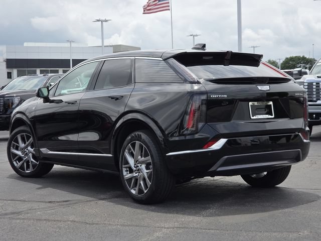 Used 2025 Cadillac Optiq Luxury 2 w/ LPO, Floor Liner Package AWD/4WD image 20
