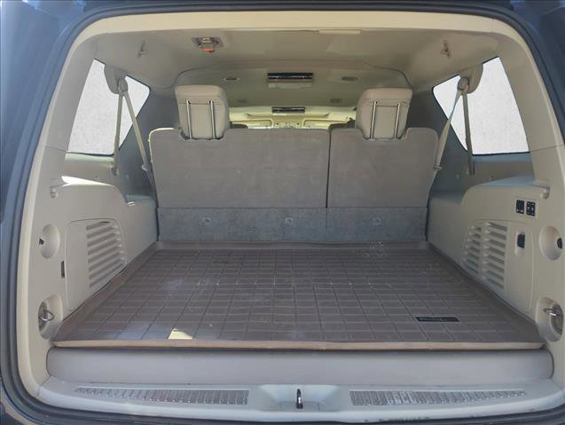 Used 2020 Cadillac Escalade ESV Premium Luxury AWD/4WD image 26