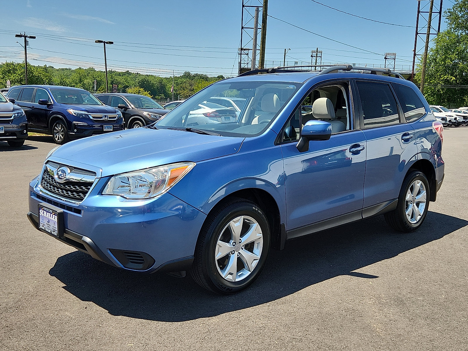 Used 2015 Subaru Forester 2.5i Premium w/ All-Weather Package AWD/4WD image 3