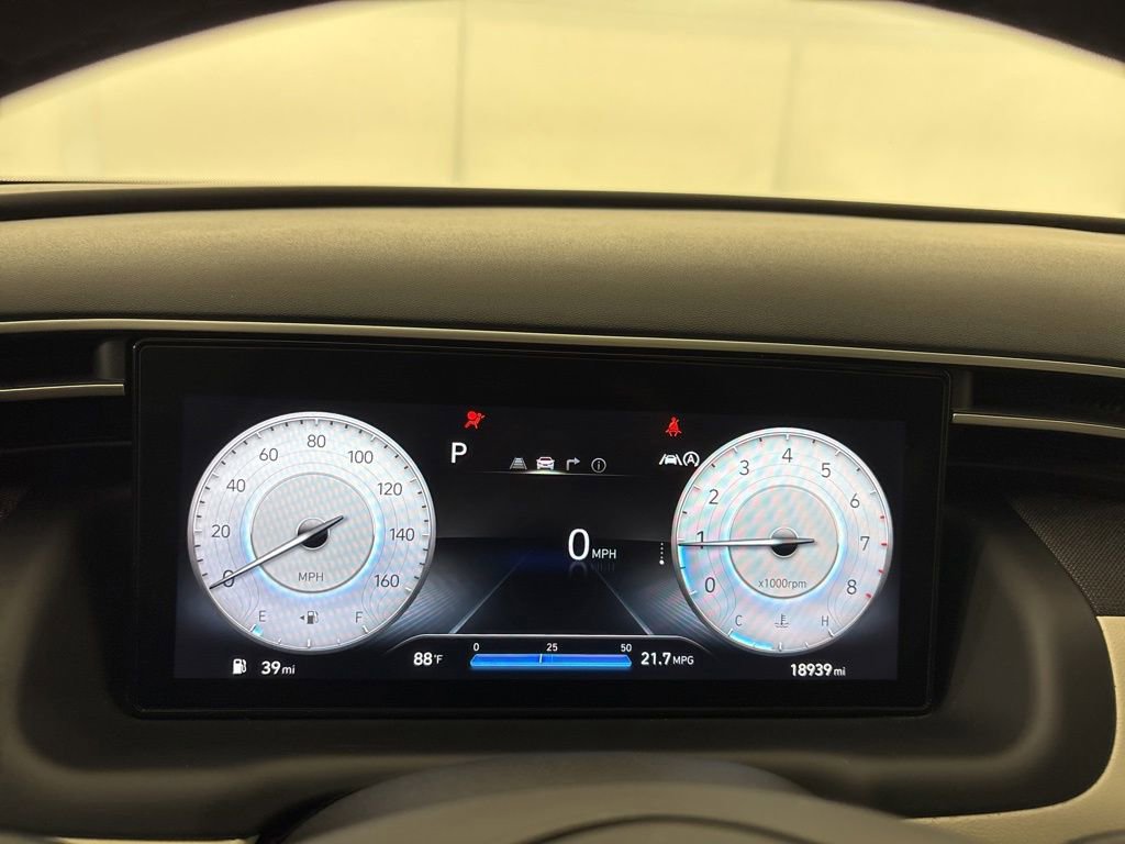 Used 2023 Hyundai Tucson Limited AWD/4WD image 30