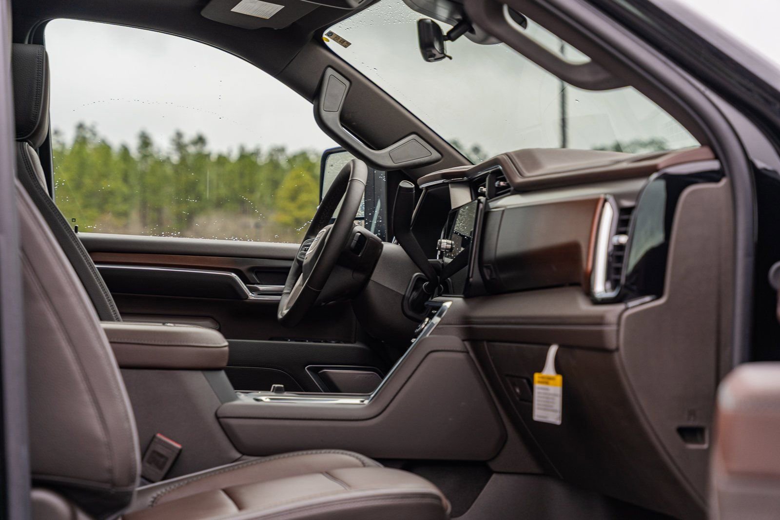 Used 2025 GMC Sierra 3500 Denali w/ Denali Reserve Package image 26