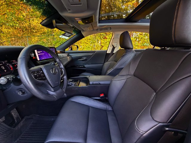 Certified 2024 Lexus ES 350 w/ Premium Package FWD image 23