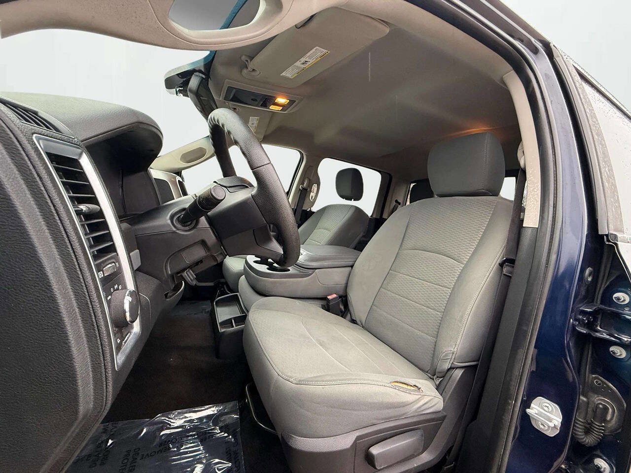 Used 2016 RAM 1500 Classic SLT w/ Protection Group image 20