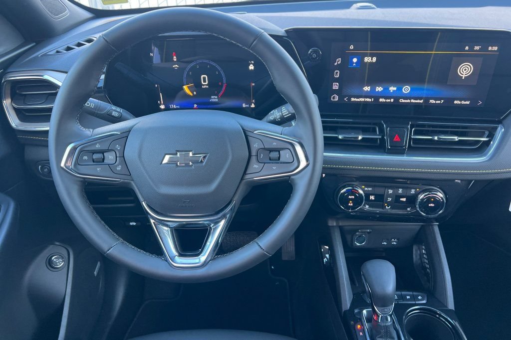 New 2026 Chevrolet TrailBlazer ACTIV w/ Convenience Package FWD image 11