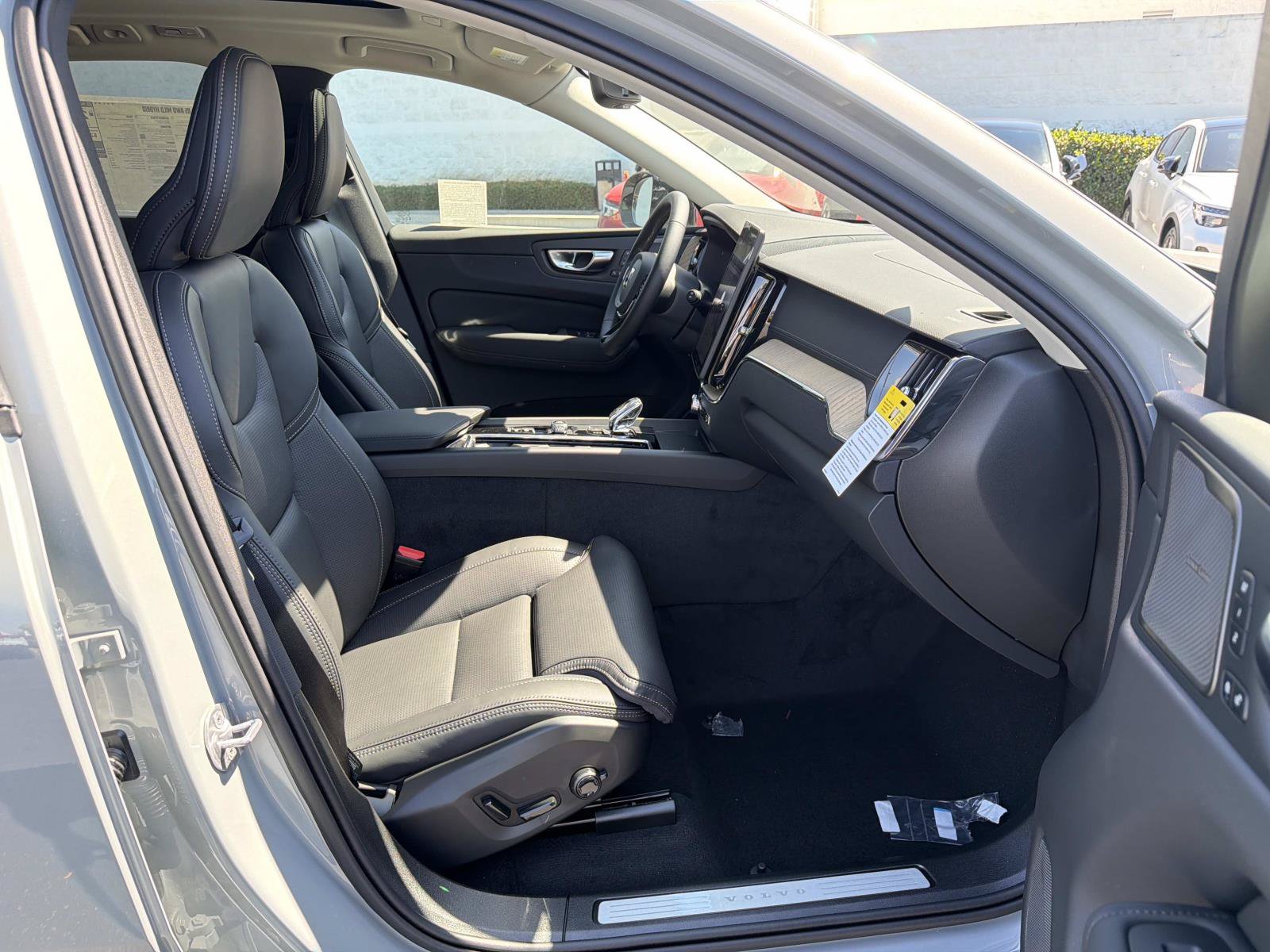 New 2027 Volvo XC60 B5 Ultra AWD/4WD image 20
