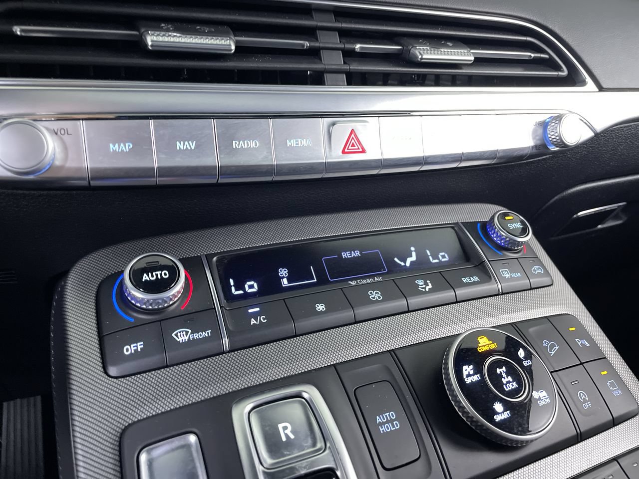 Used 2020 Hyundai Palisade Limited AWD/4WD image 17