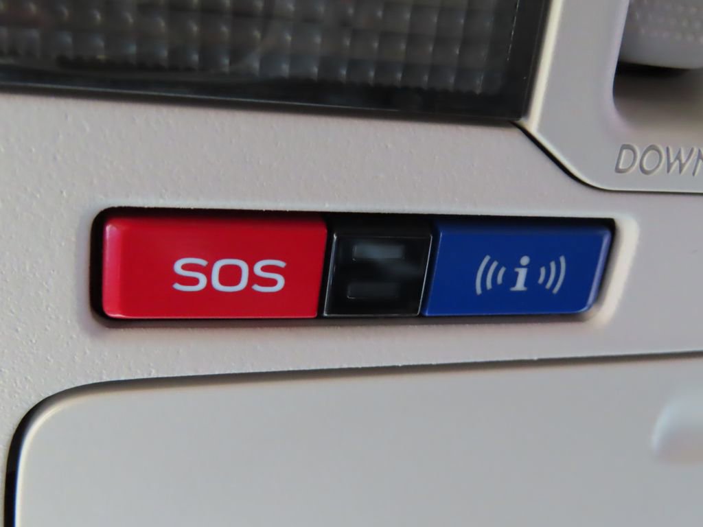 Used 2019 Subaru Outback 3.6R Limited w/ Popular Package #2 image 12