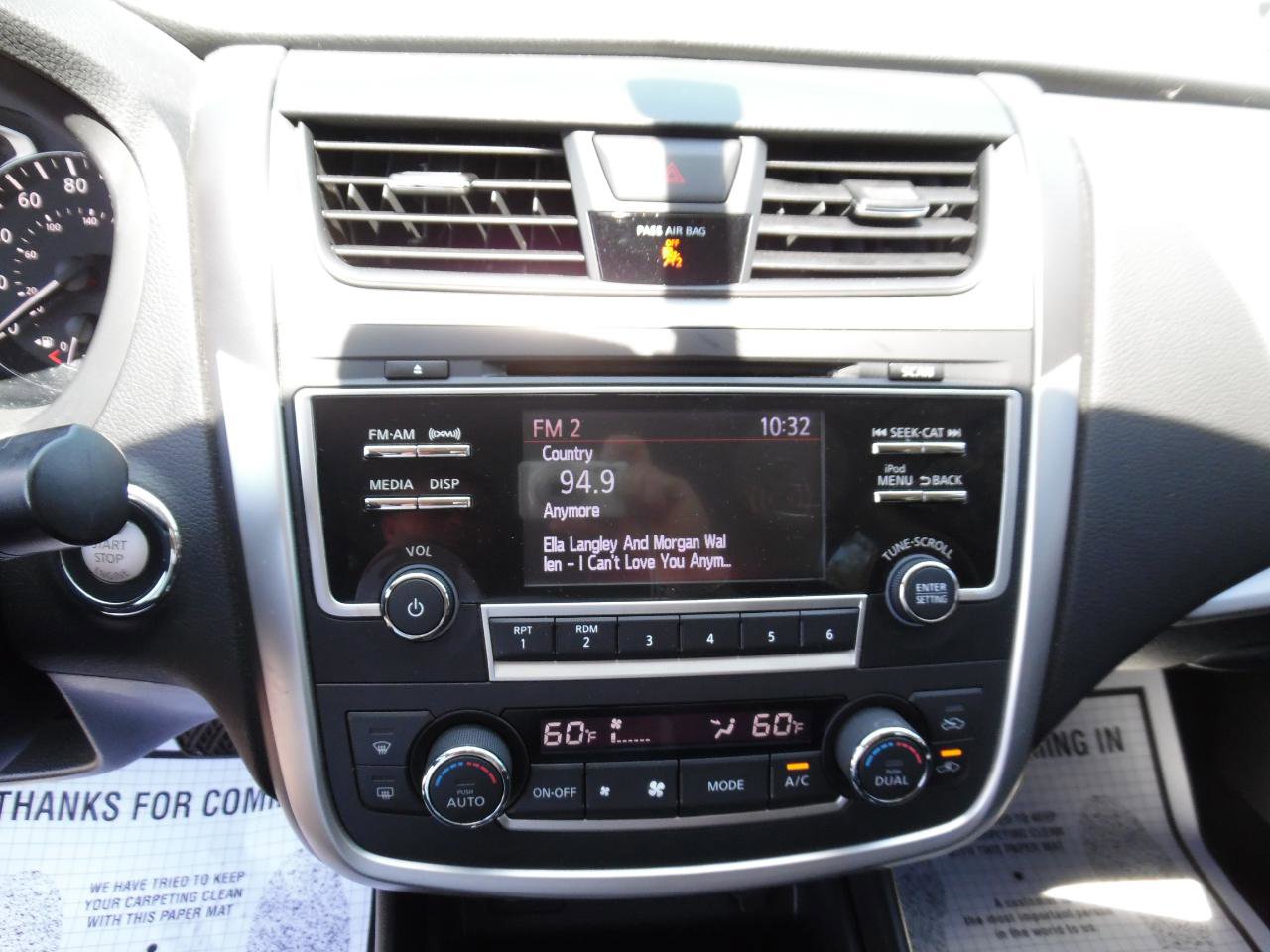 Used 2017 Nissan Altima 2.5 SV FWD image 15