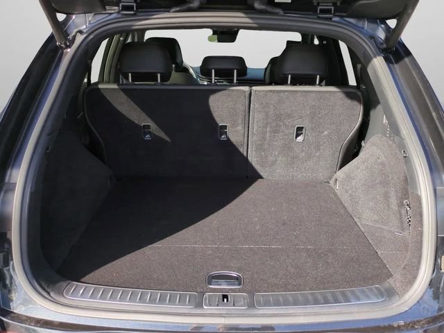 Certified 2025 Genesis GV70 2.5T w/ Sport Prestige Package image 12