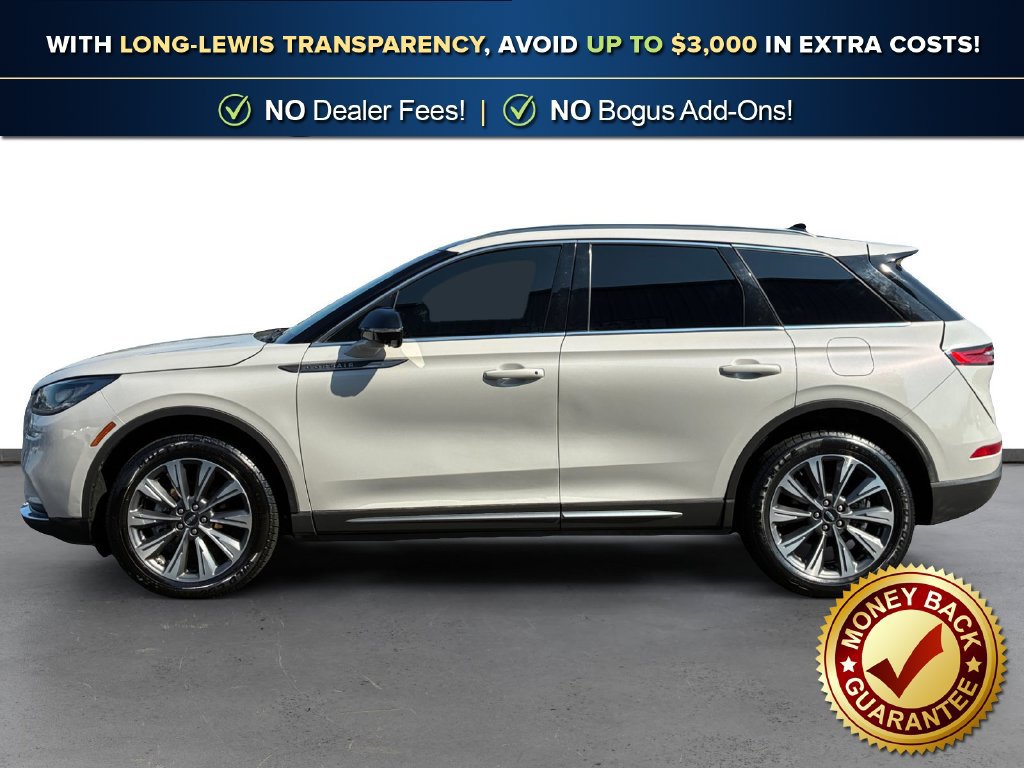 Used 2022 Lincoln Corsair Reserve w/ Elements Package FWD image 2