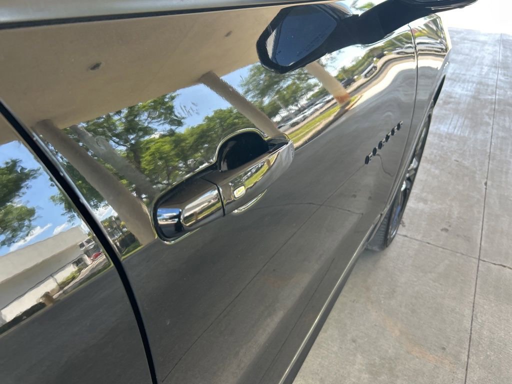 Used 2021 Chevrolet Blazer RS w/ Enhanced Convenience Package image 24