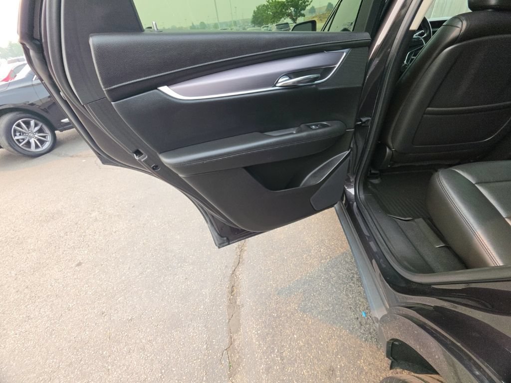 Used 2019 Cadillac XT5 Luxury FWD image 26