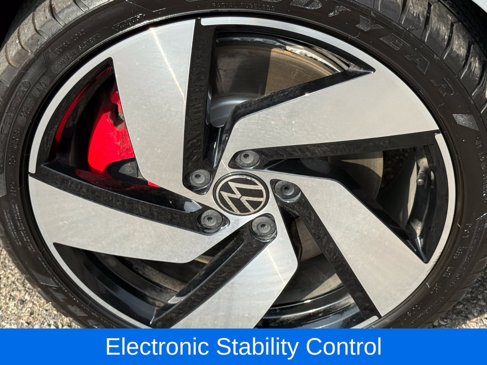 Used 2024 Volkswagen GTI S FWD image 33