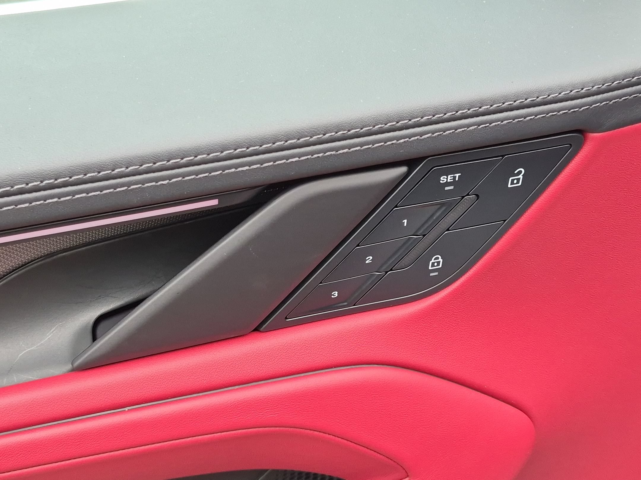 New 2026 Porsche Cayenne S AWD/4WD image 19