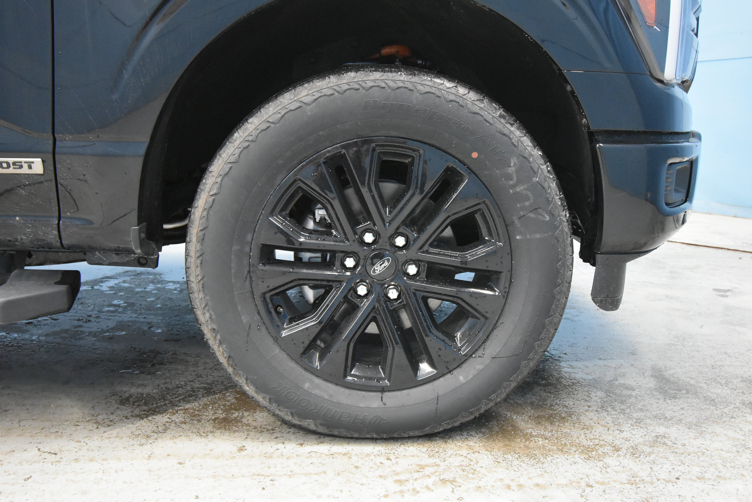 New 2025 Ford F150 Lariat w/ Equipment Group 502A High image 28