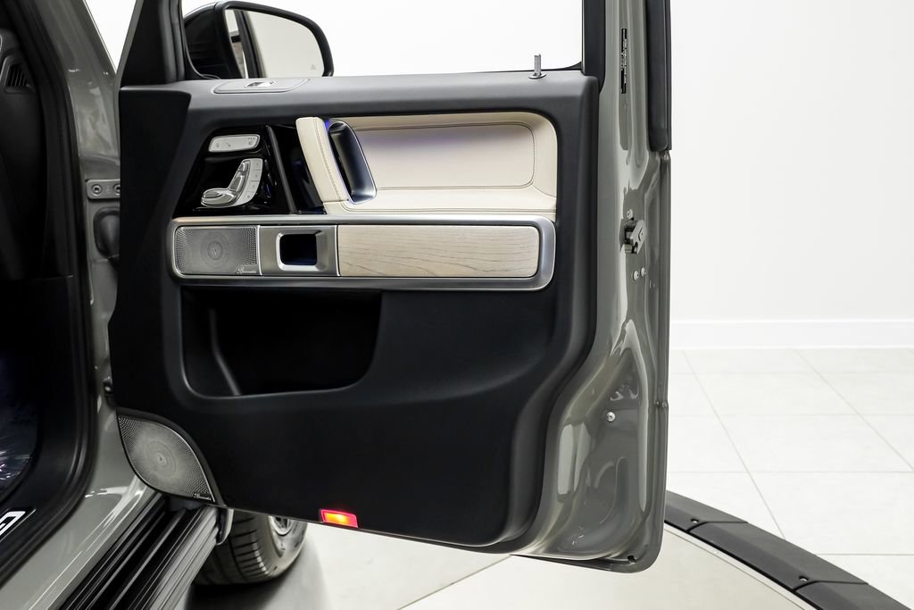 Used 2025 Mercedes-Benz G 550 image 47