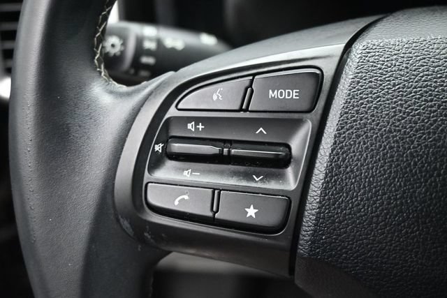 Used 2024 Hyundai Venue SEL FWD image 22