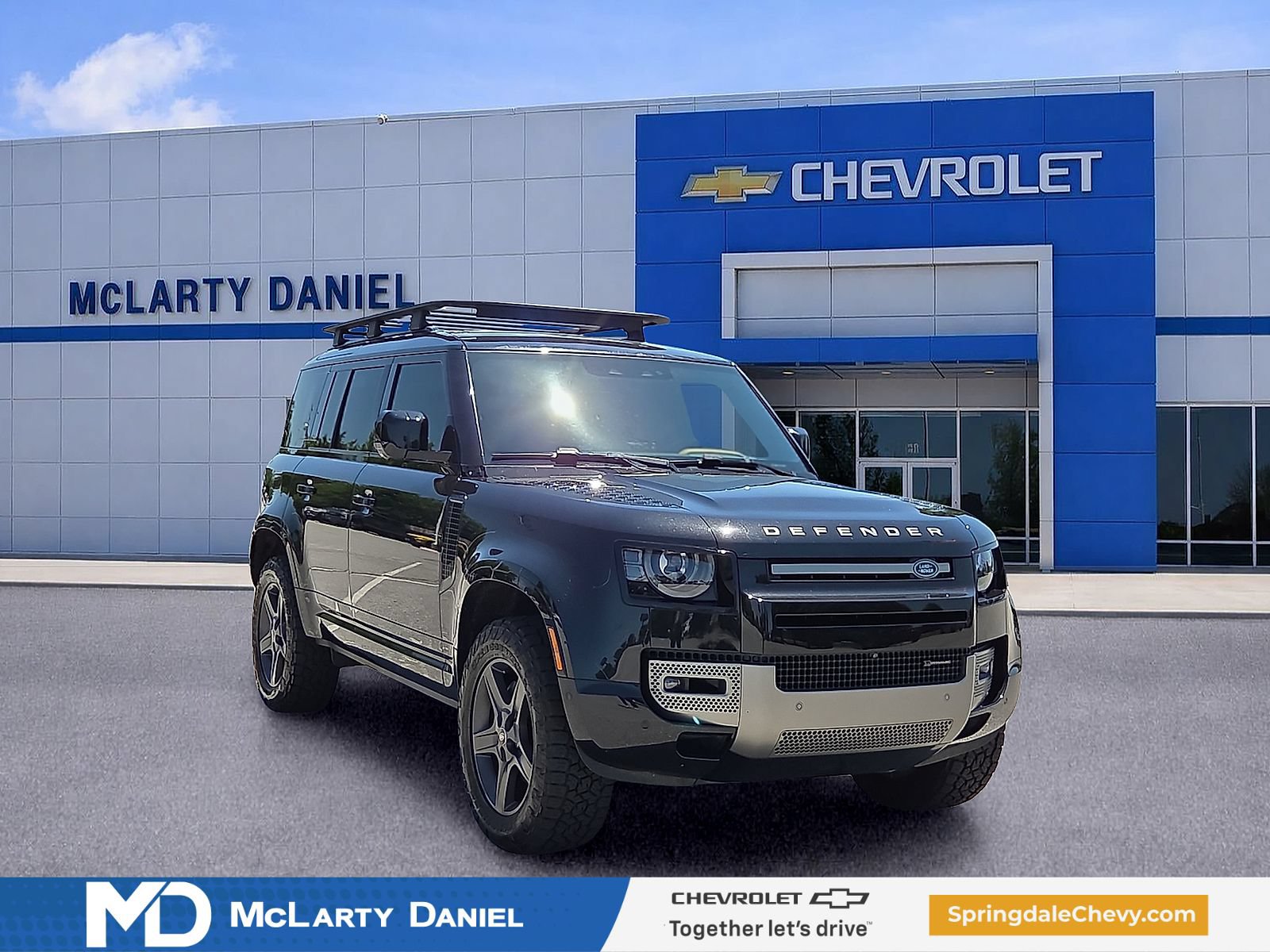 Used 2023 Land Rover Defender 110 X-Dynamic SE AWD/4WD image 1