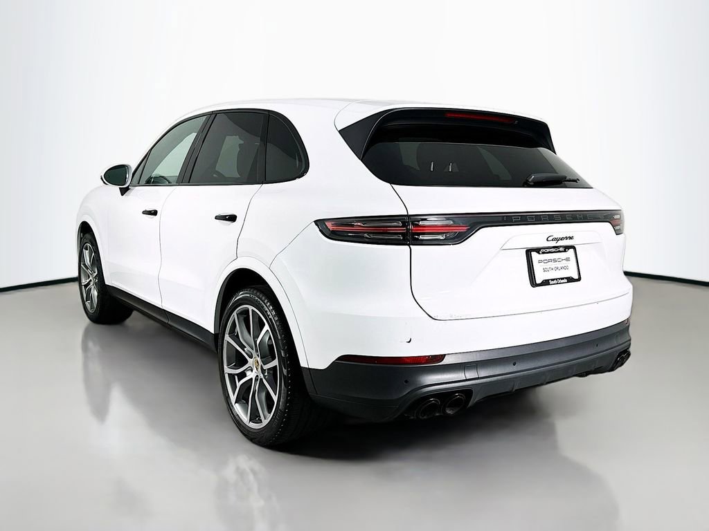Certified 2023 Porsche Cayenne Platinum Edition AWD/4WD image 3