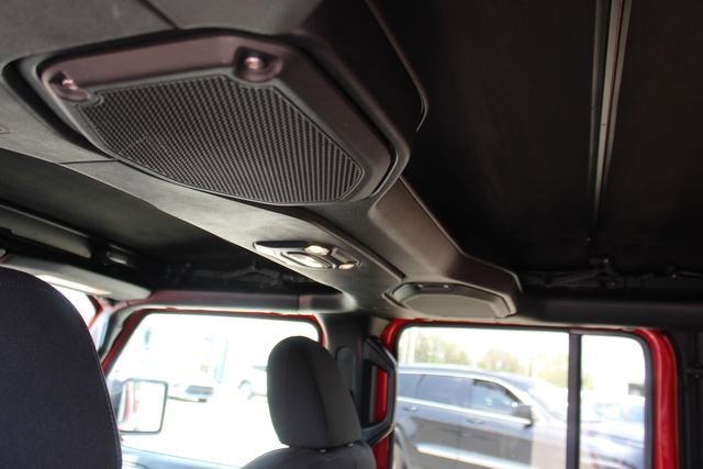 Used 2023 Jeep Wrangler Sport S image 26