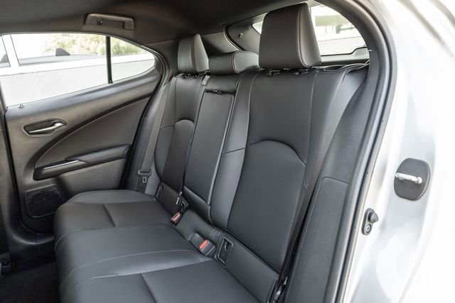 New 2026 Lexus UX 300h AWD image 8