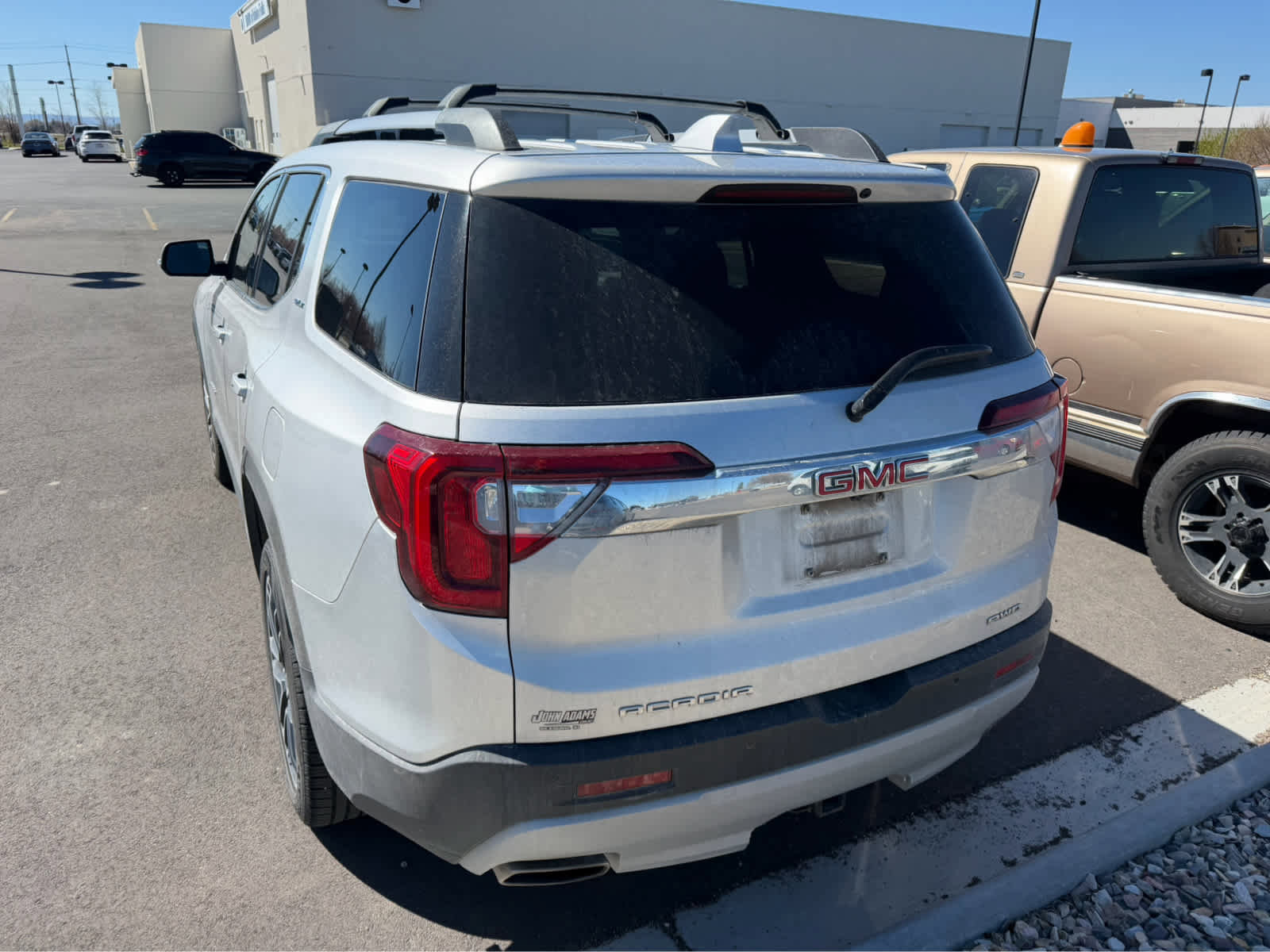 Used 2020 GMC Acadia SLT w/ Trailering Package image 2