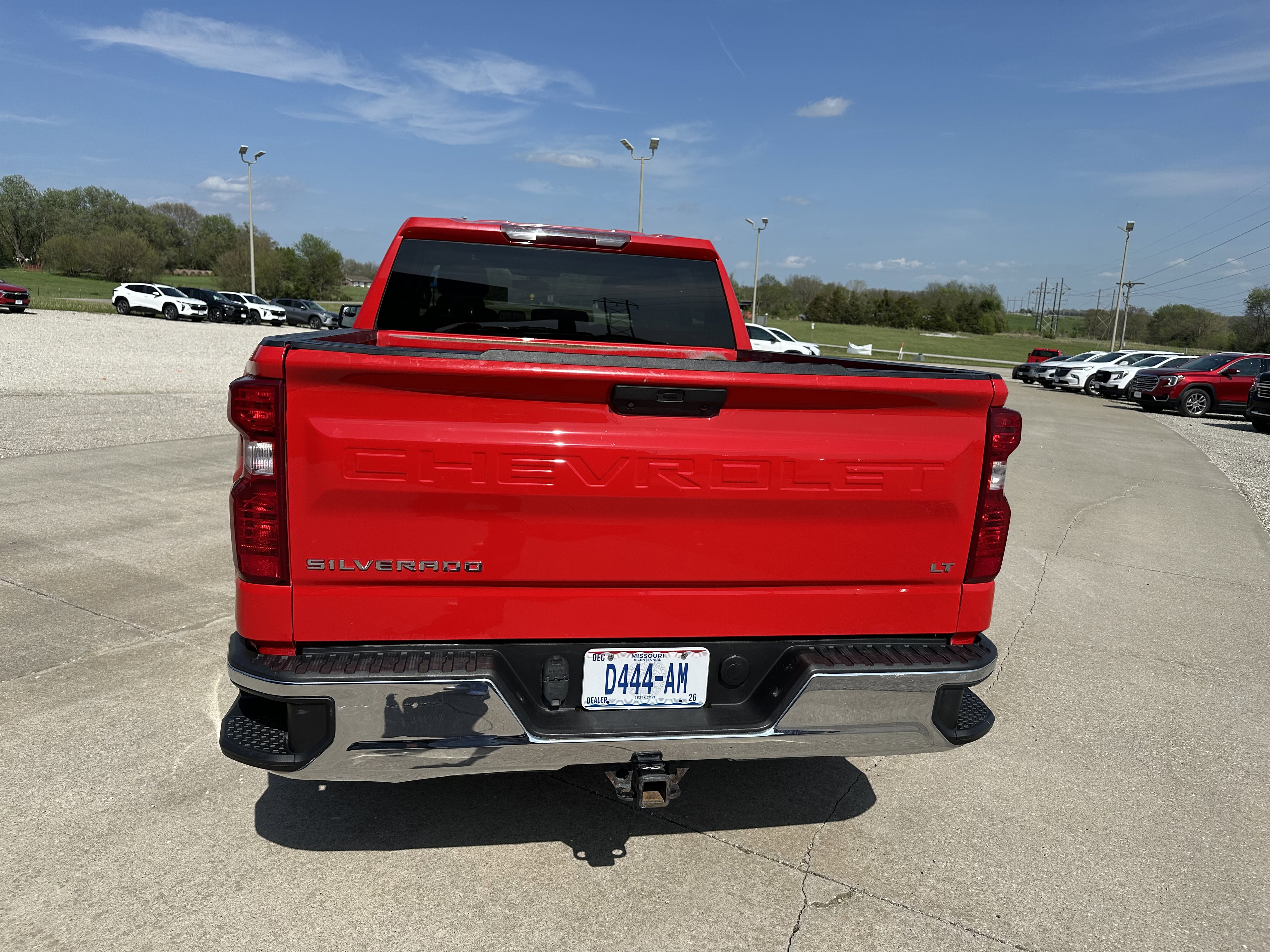 Used 2021 Chevrolet Silverado 1500 LT AWD/4WD image 2