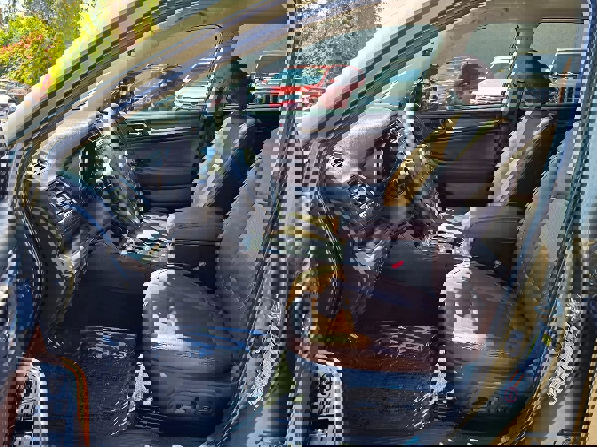 Used 2019 Subaru Outback 3.6R Touring w/ Popular Package #3A image 17