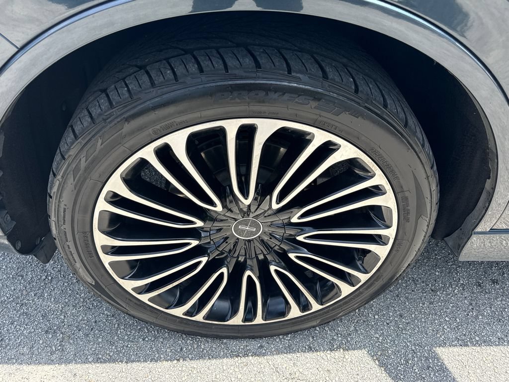 Used 2020 Lincoln Aviator Black Label AWD/4WD image 12