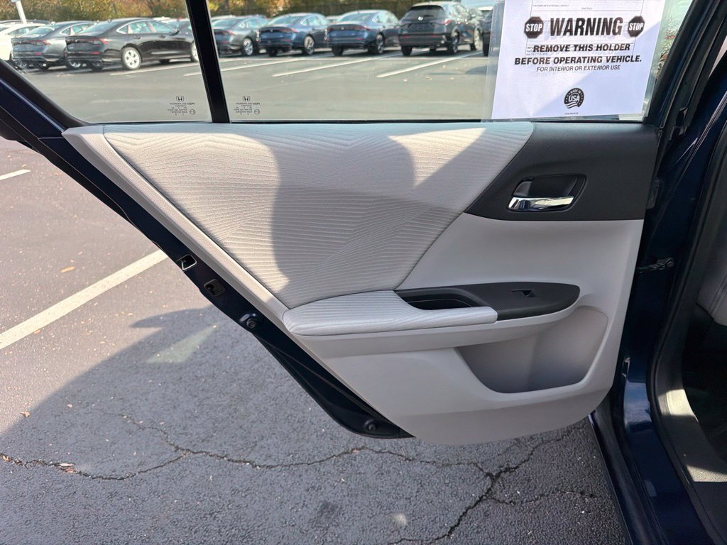 Used 2014 Honda Accord LX image 19