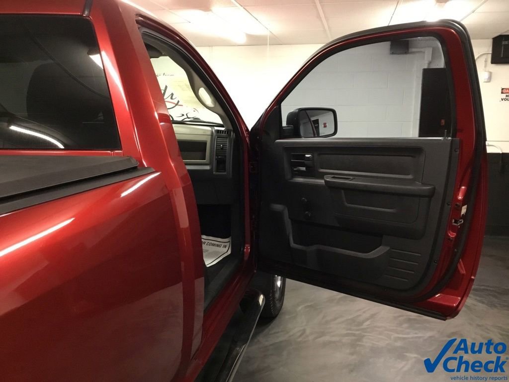 Used 2012 RAM 1500 Express image 38